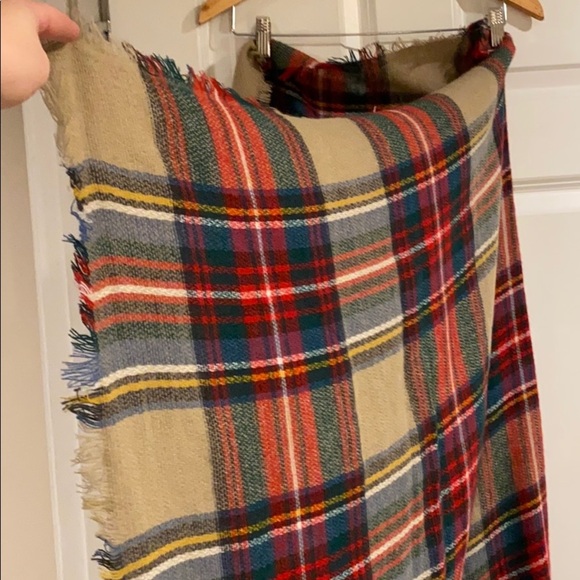 Giant blanket scarf - Picture 3 of 5